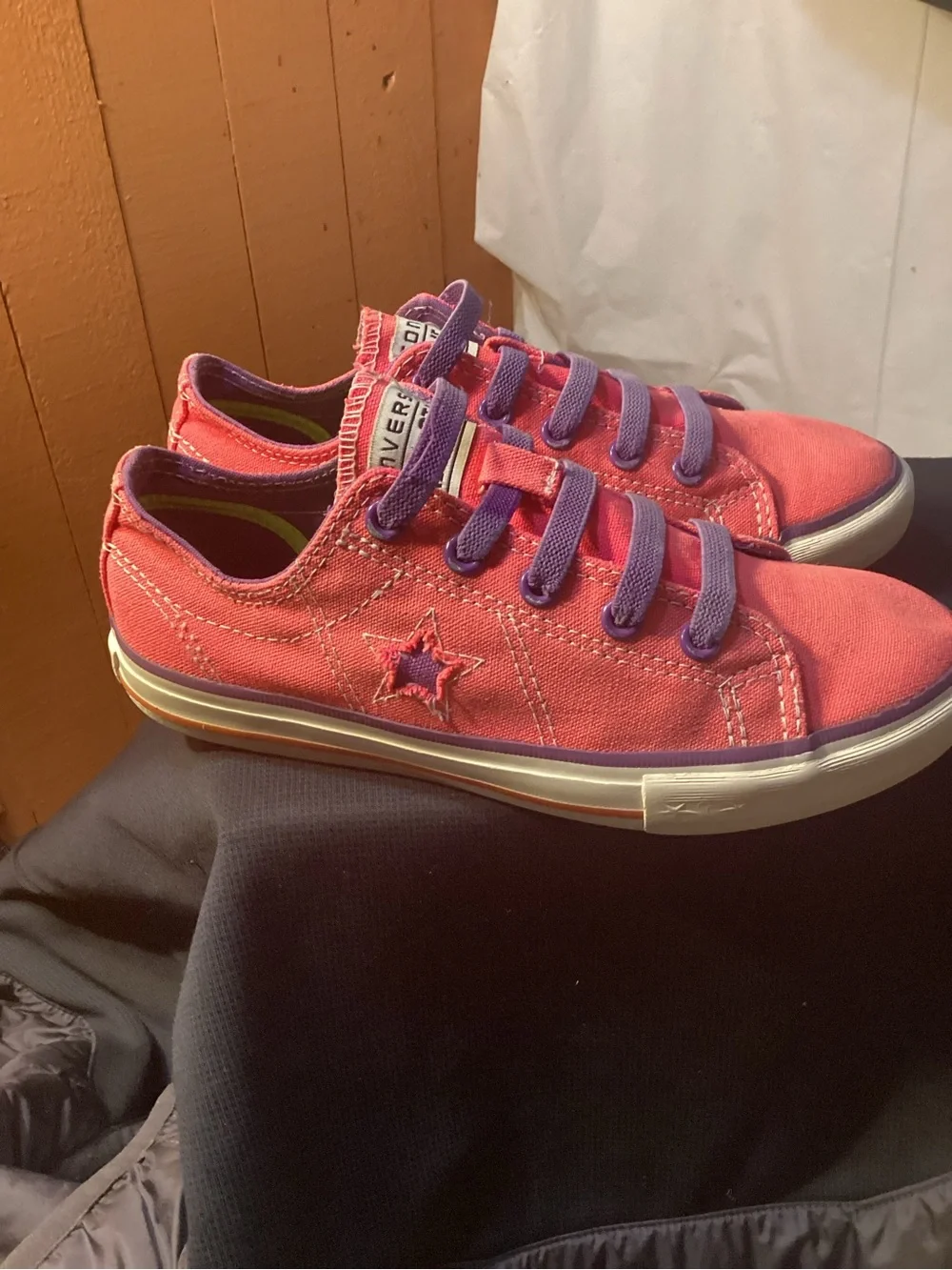 Converse Sneakers Size 2 Juniors One Star Hot Pink Purple Star Shoes